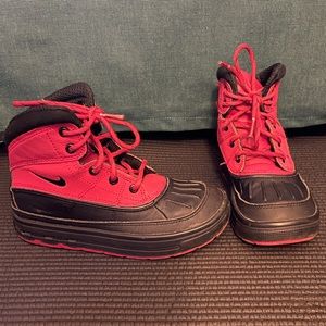 Kids Nike ACG Woodside II size little kid 13